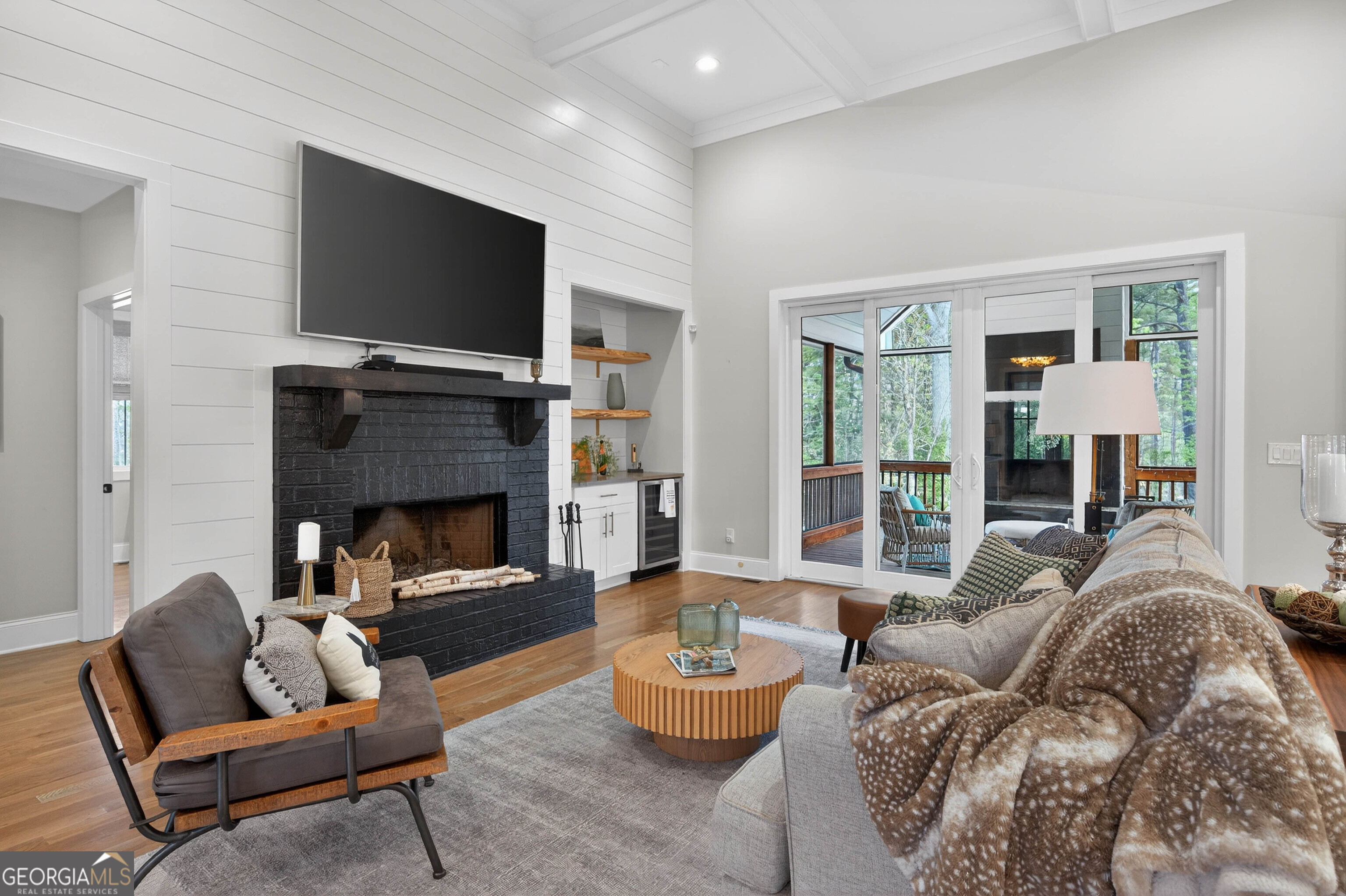 6570 Crestwood Peninsula Flowery Branch GA 30542