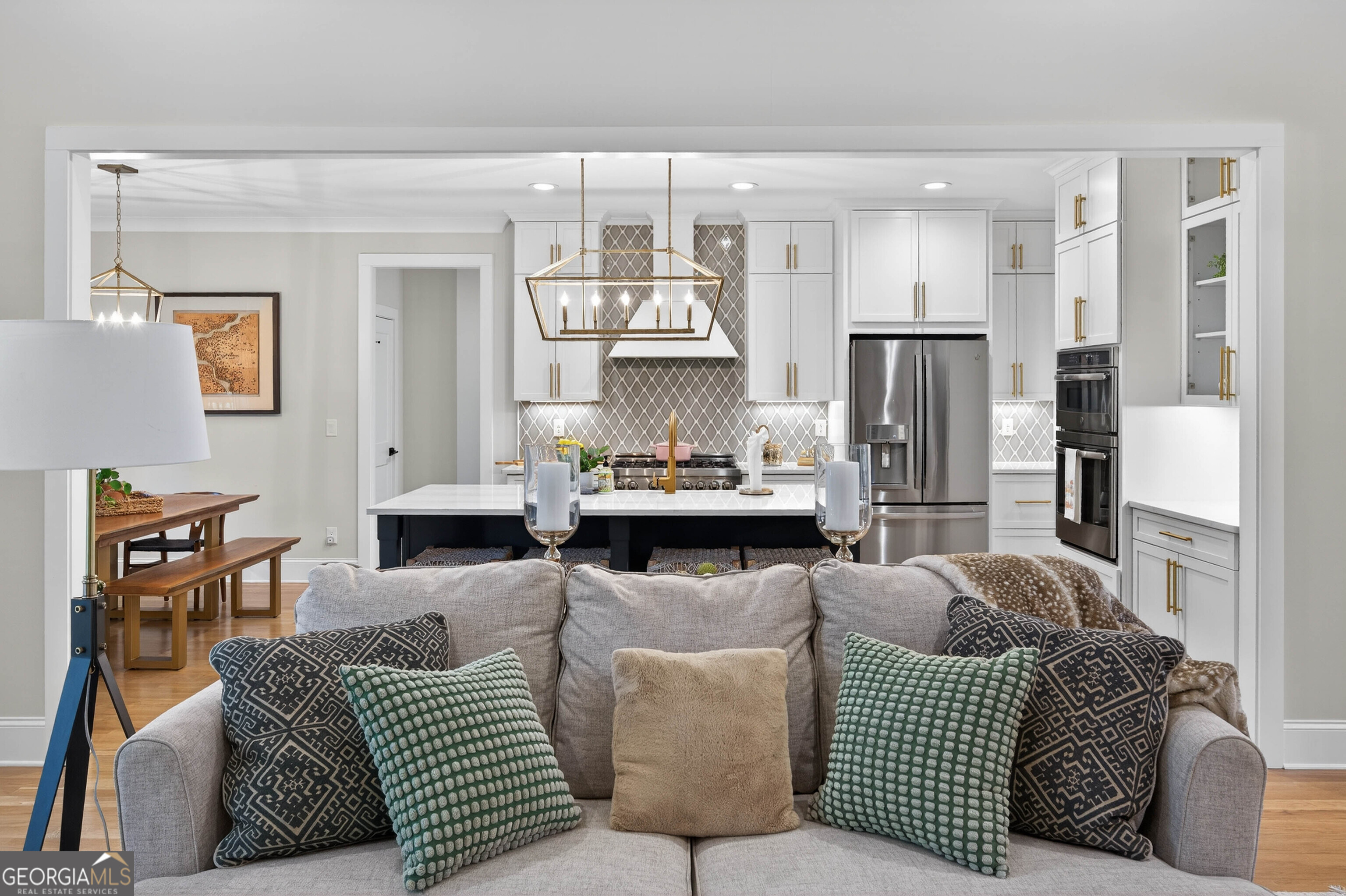 6570 Crestwood Peninsula Flowery Branch GA 30542