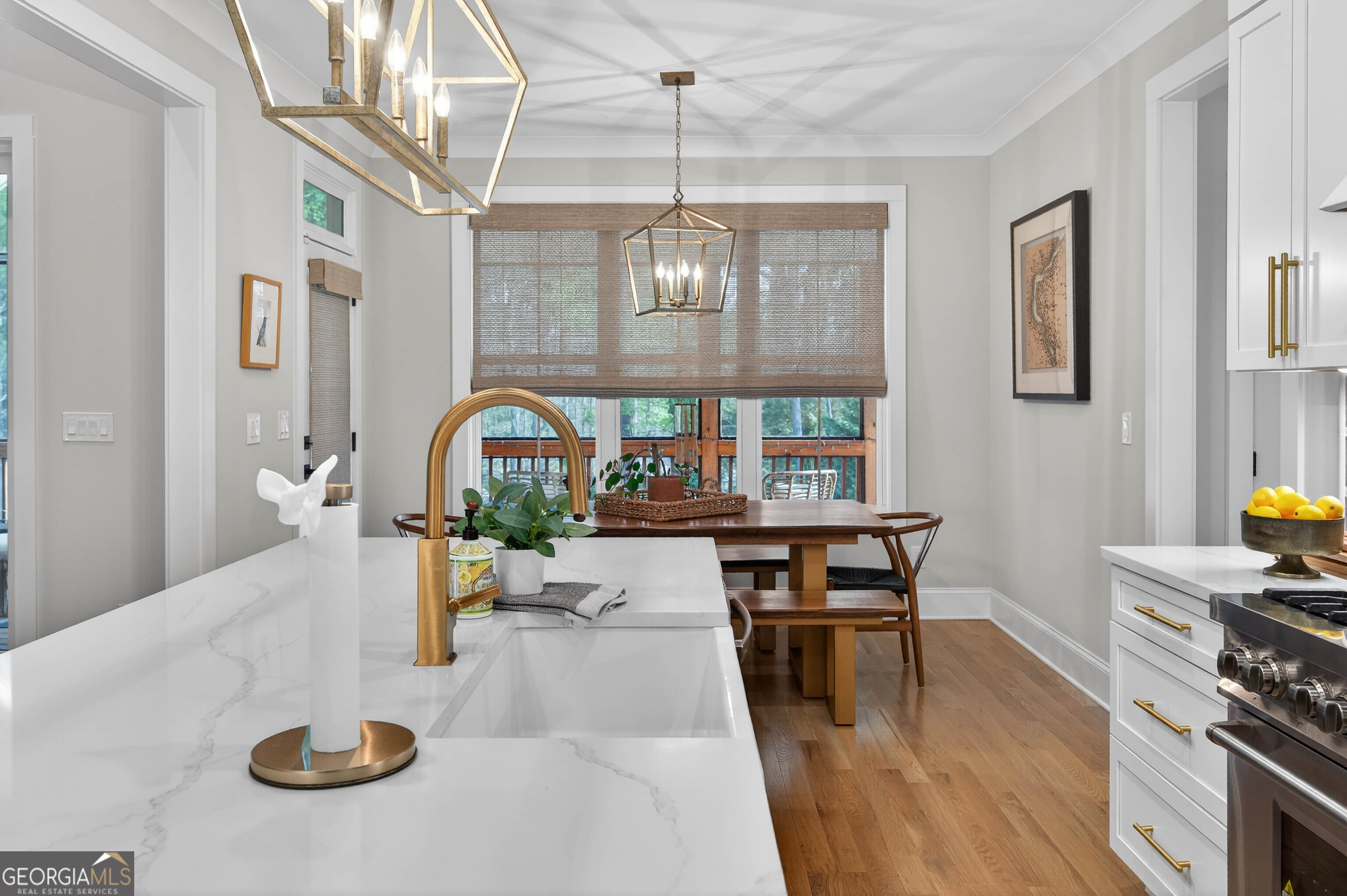 6570 Crestwood Peninsula Flowery Branch GA 30542