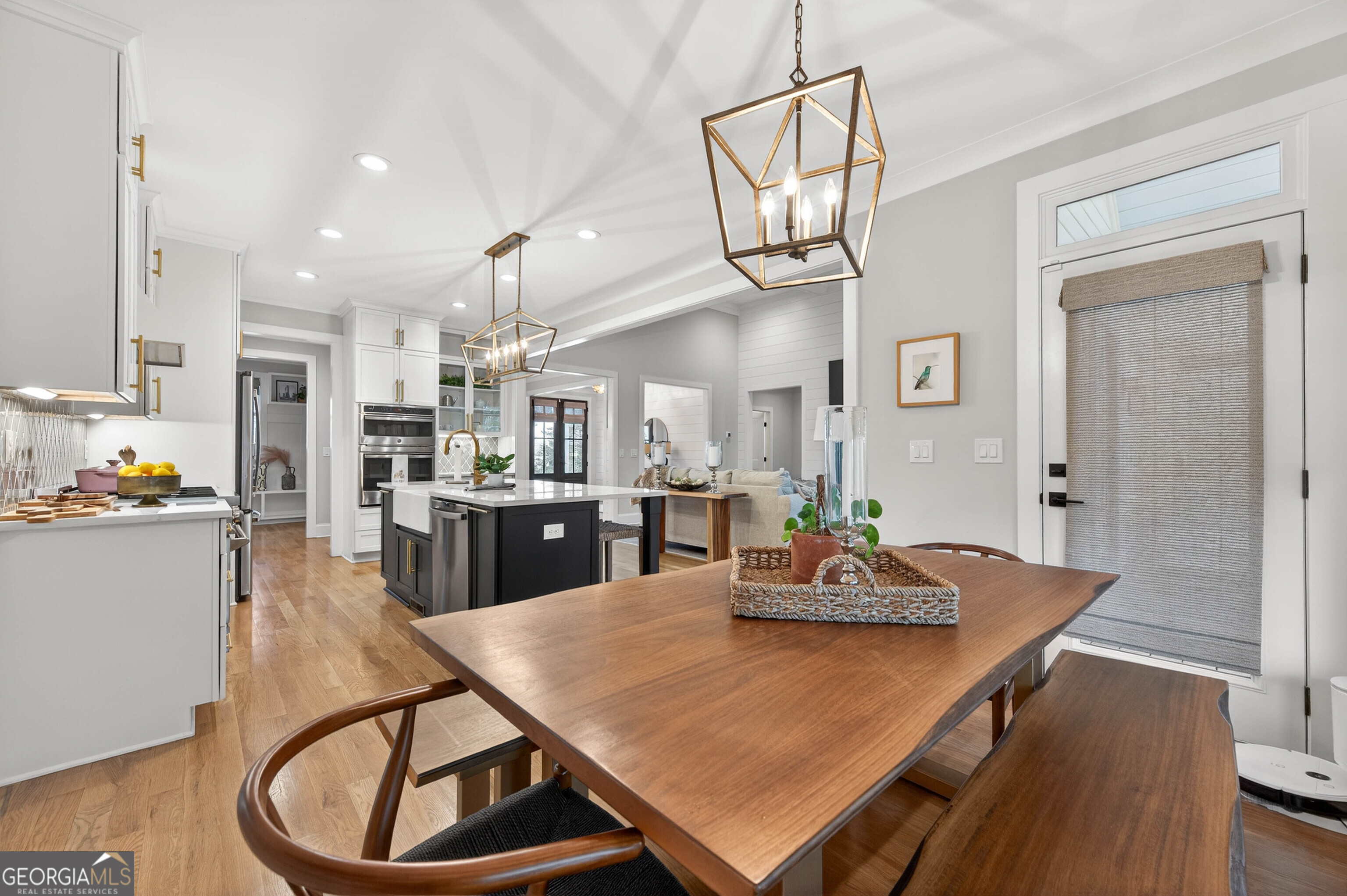 6570 Crestwood Peninsula Flowery Branch GA 30542