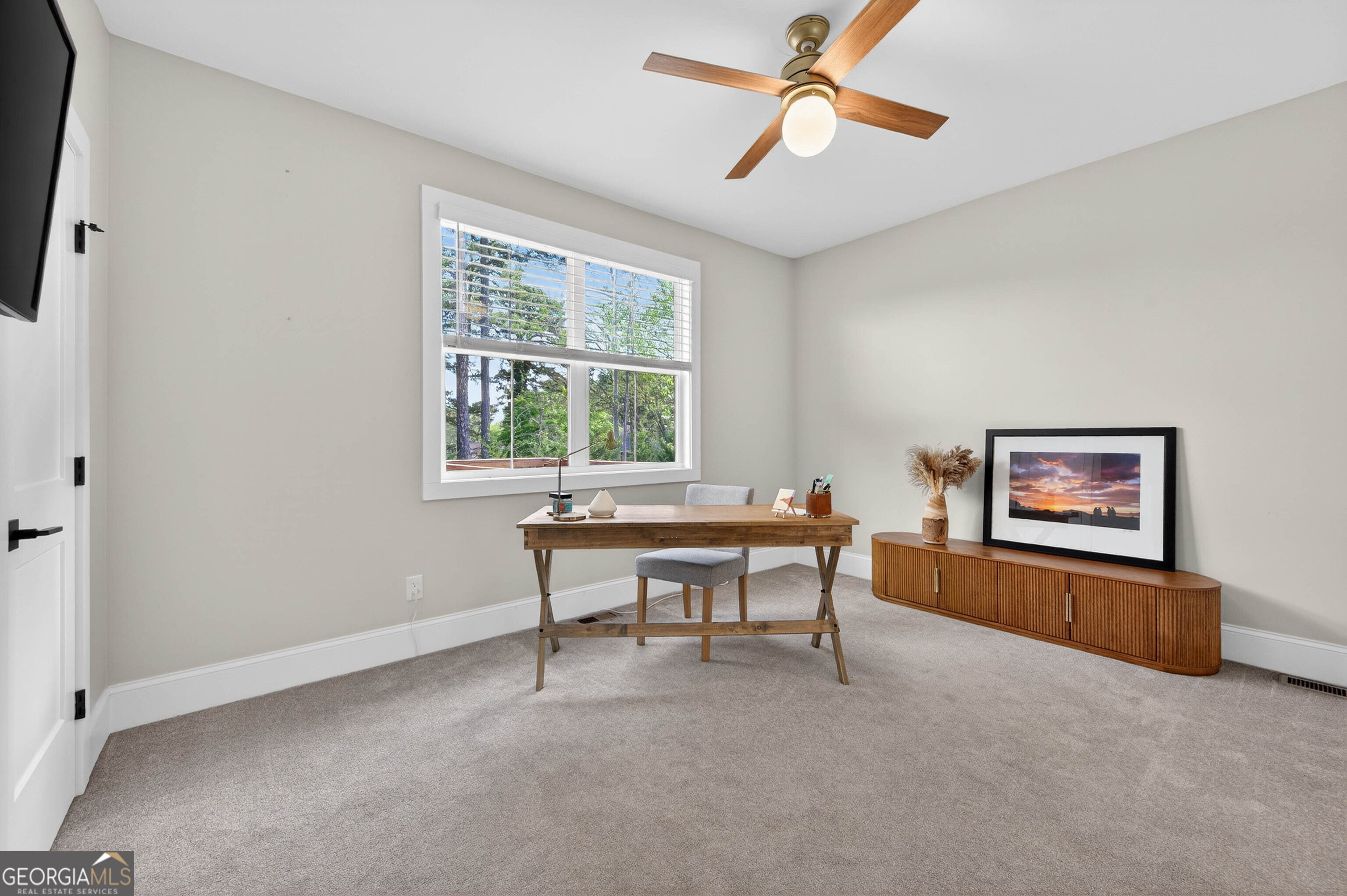 6570 Crestwood Peninsula Flowery Branch GA 30542