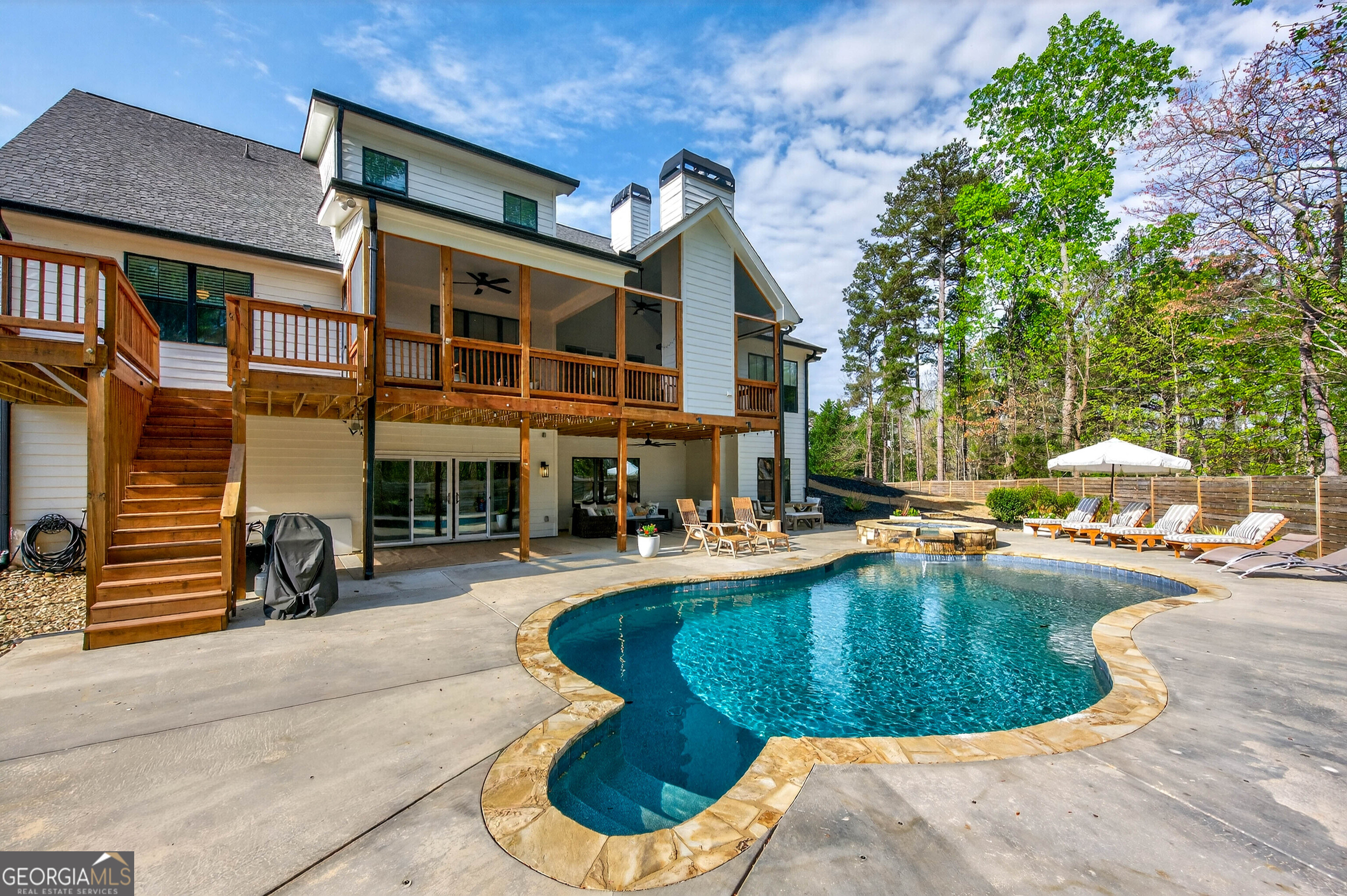 6570 Crestwood Peninsula Flowery Branch GA 30542