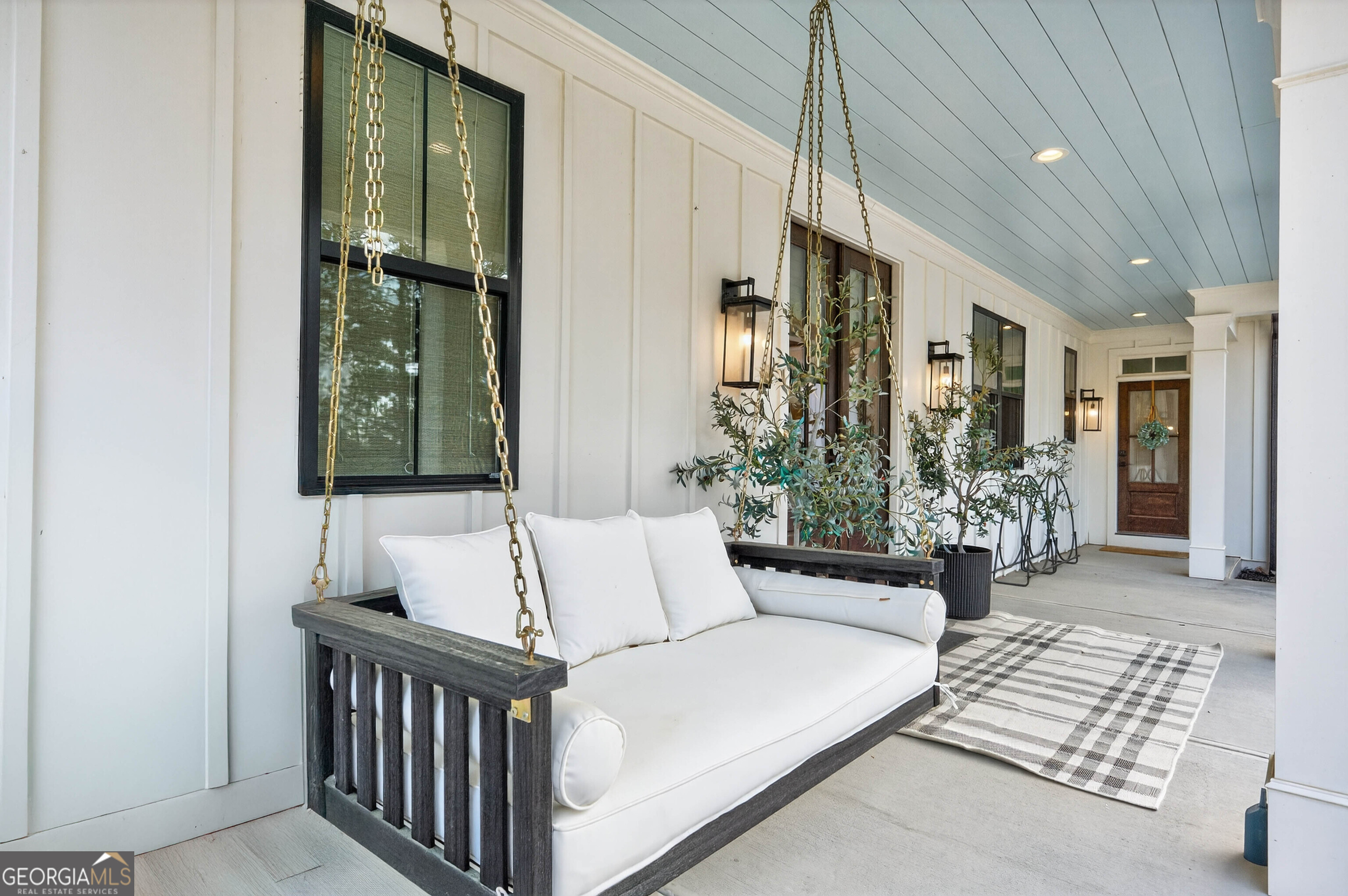 6570 Crestwood Peninsula Flowery Branch GA 30542