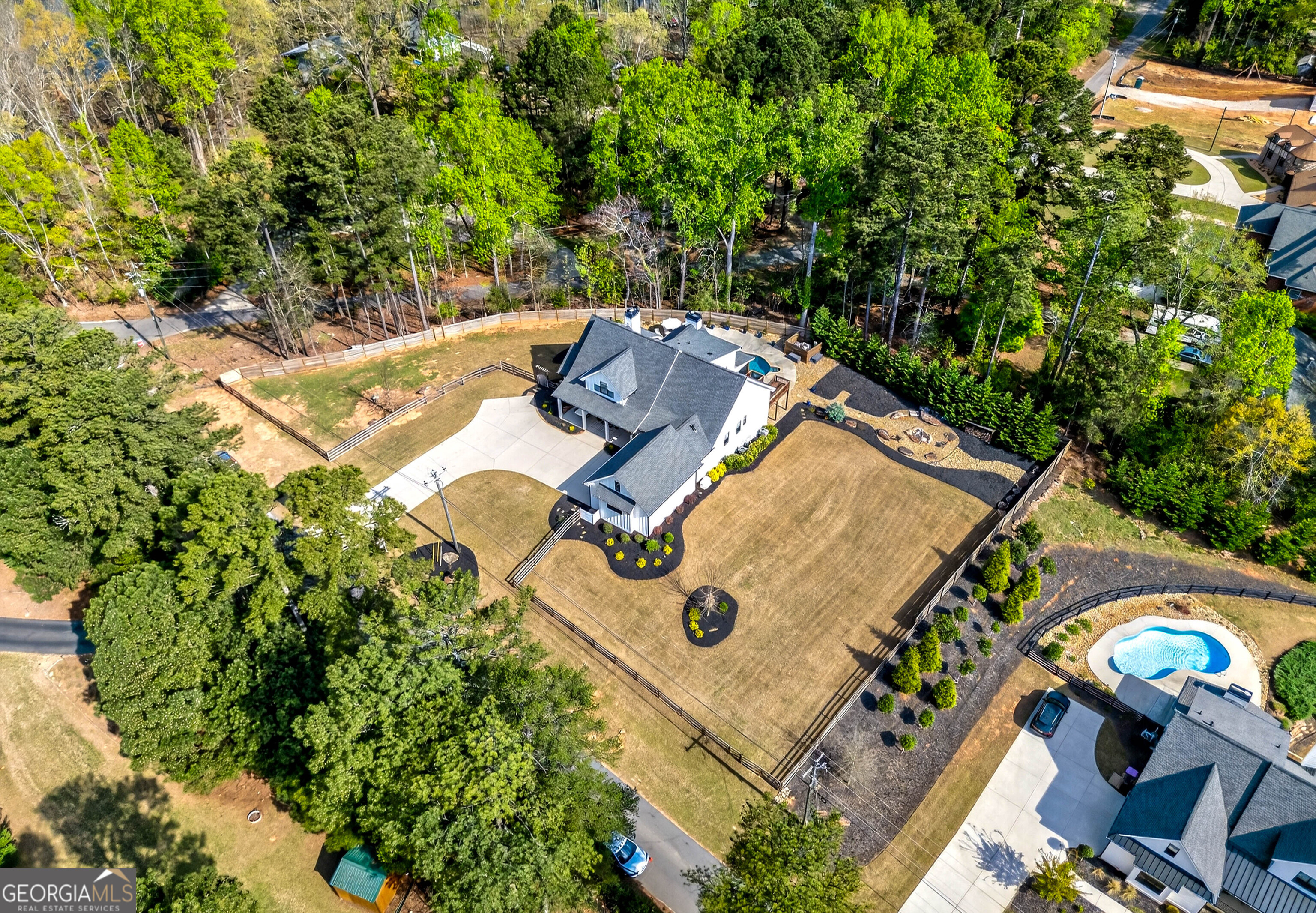 6570 Crestwood Peninsula Flowery Branch GA 30542