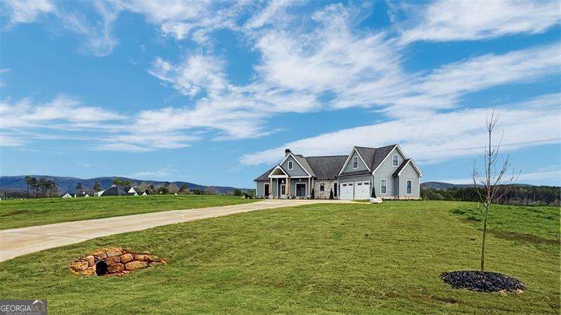 303 Eminence Peak Rydal GA 30171