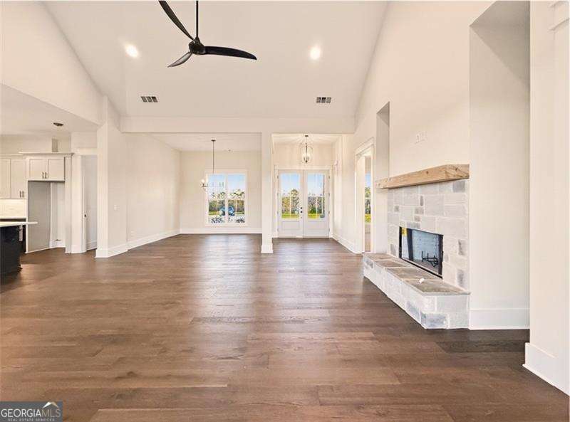303 Eminence Peak Rydal GA 30171