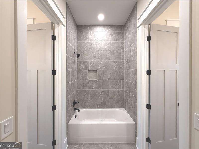 303 Eminence Peak Rydal GA 30171