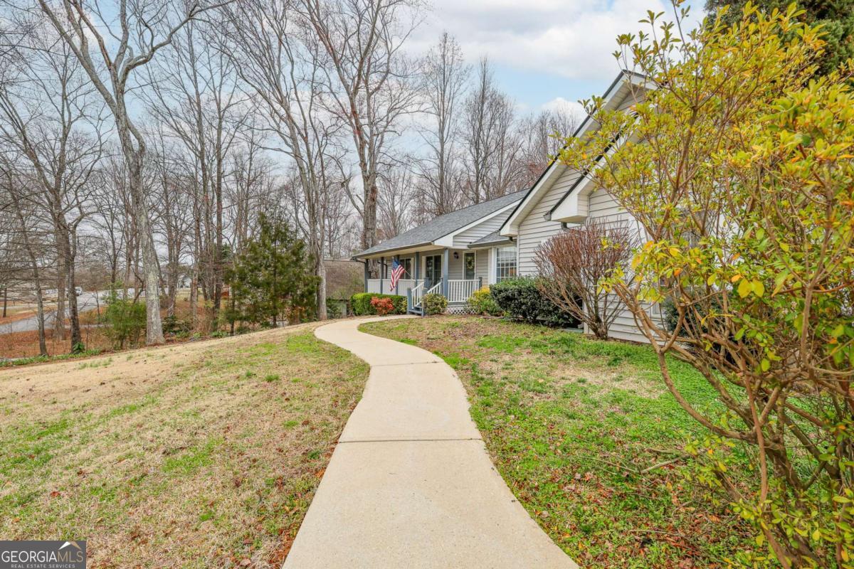 5730 Garden Walk Flowery Branch GA 30542