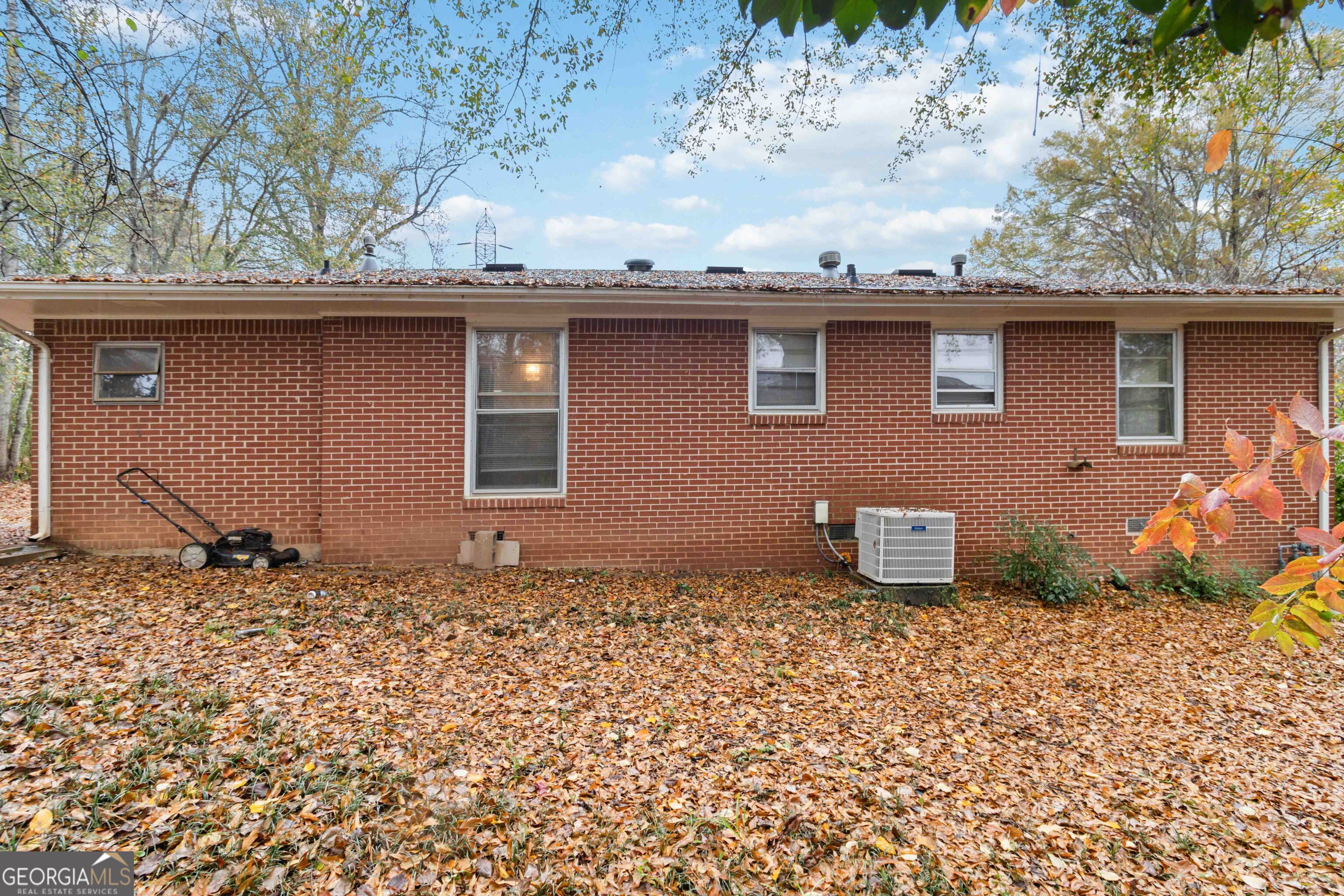 913 Longleaf Drive Forest Park GA 30297