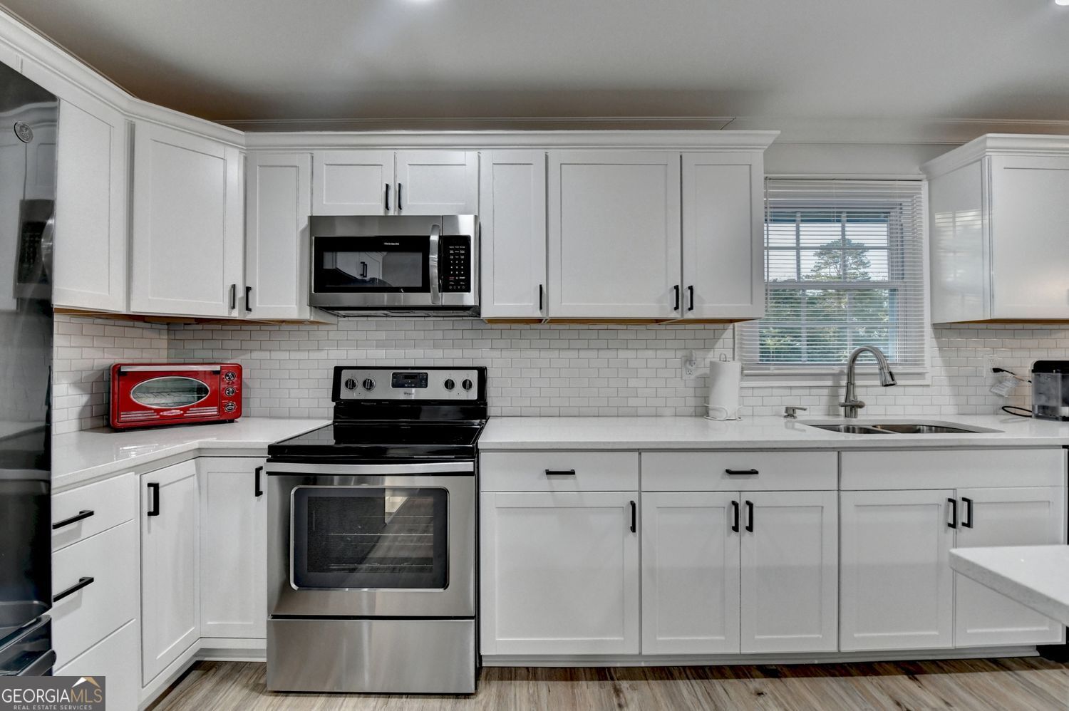 4087 Signal Ridge SW Lilburn GA 30047