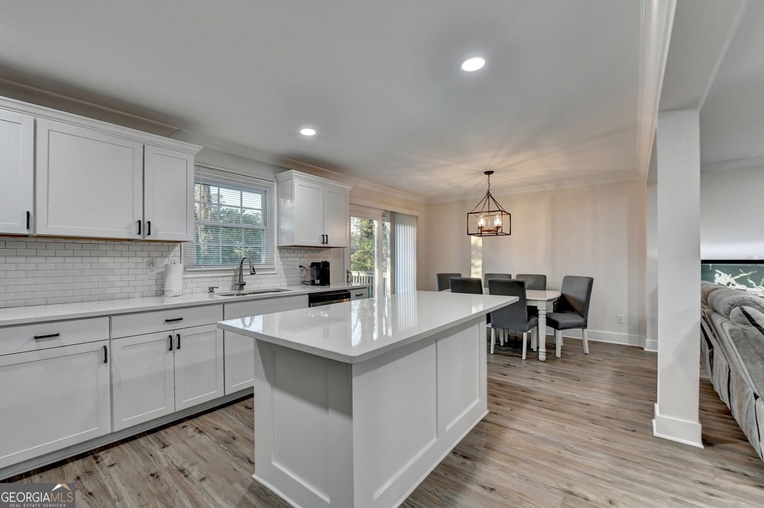 4087 Signal Ridge SW Lilburn GA 30047