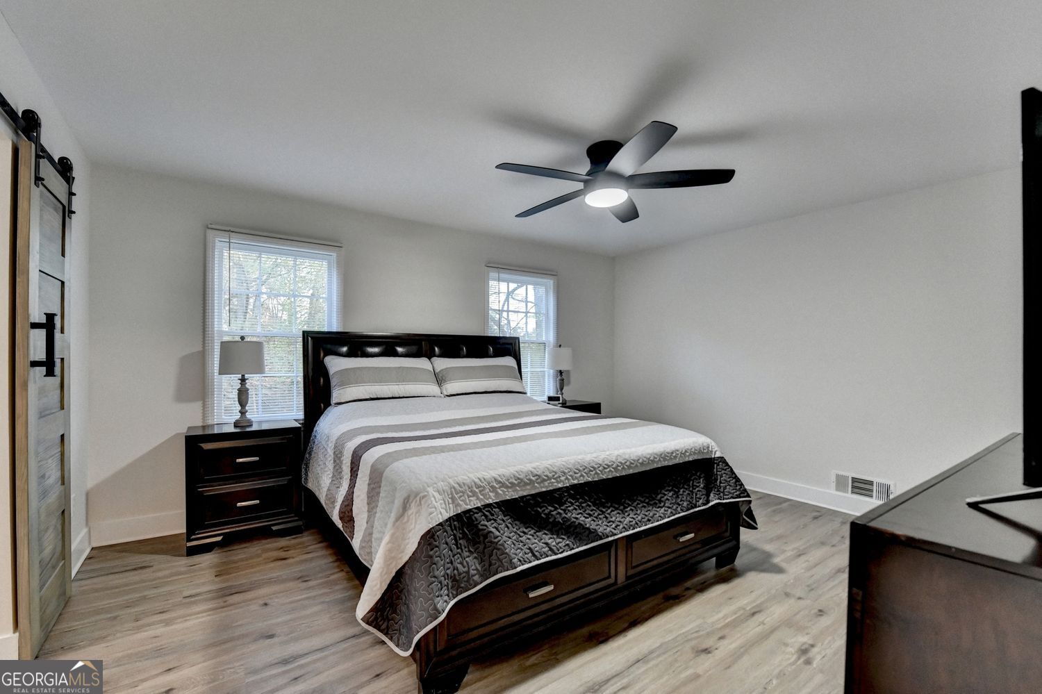 4087 Signal Ridge SW Lilburn GA 30047