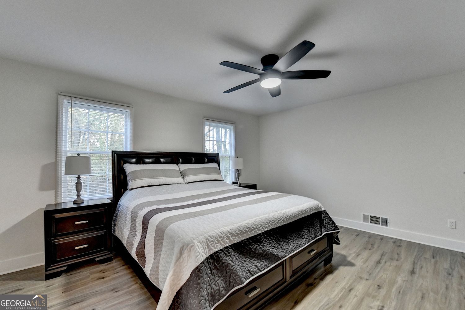 4087 Signal Ridge SW Lilburn GA 30047