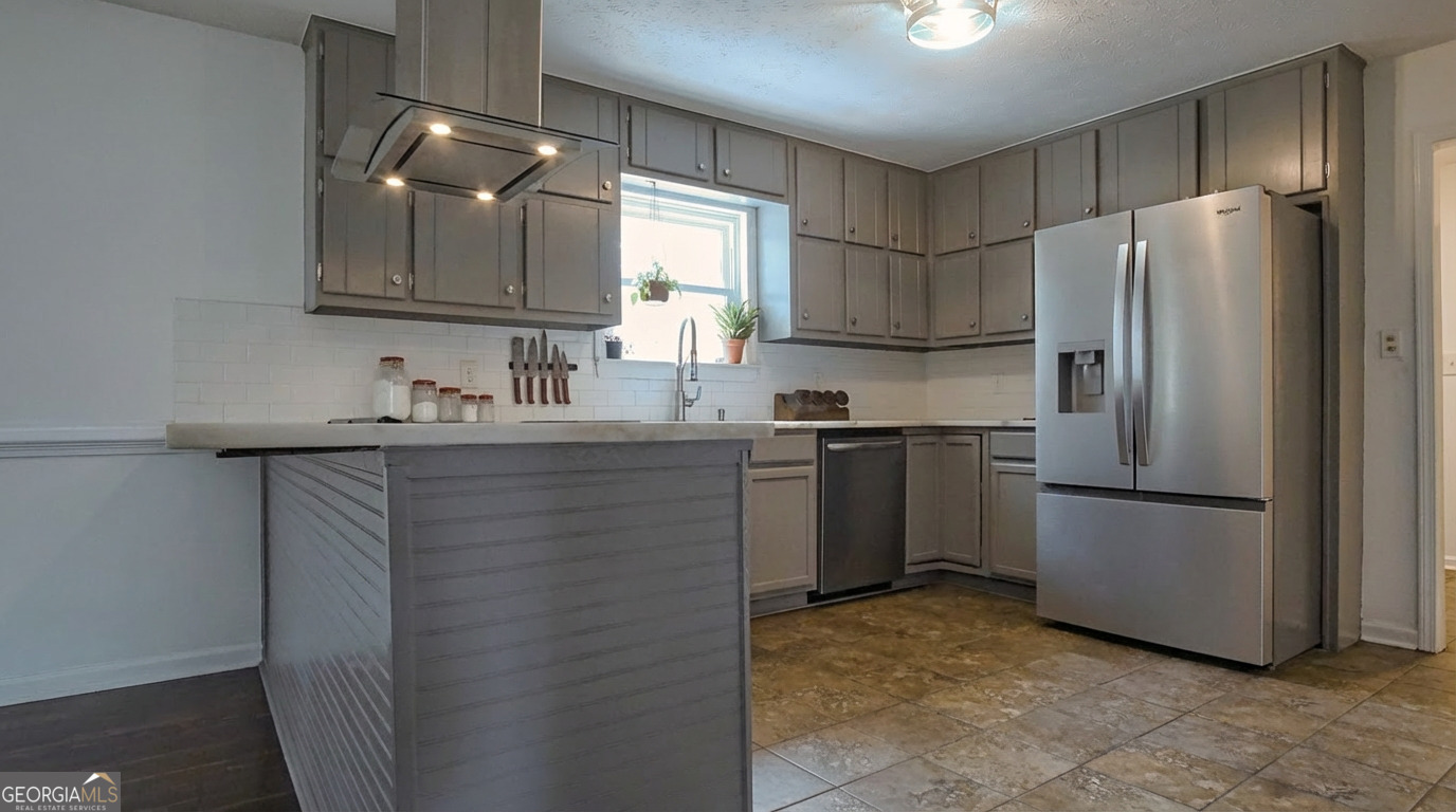 135 Dixie Lane Covington GA 30014