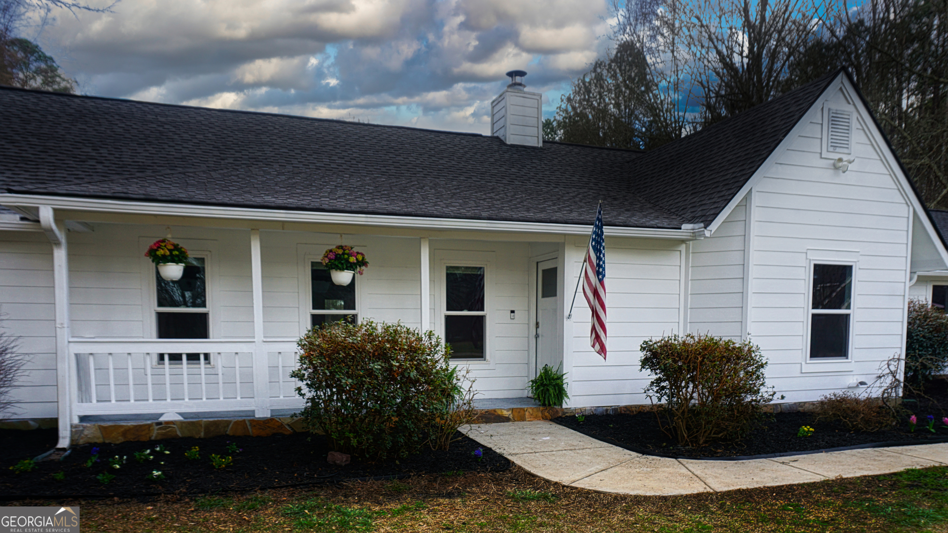 135 Dixie Lane Covington GA 30014