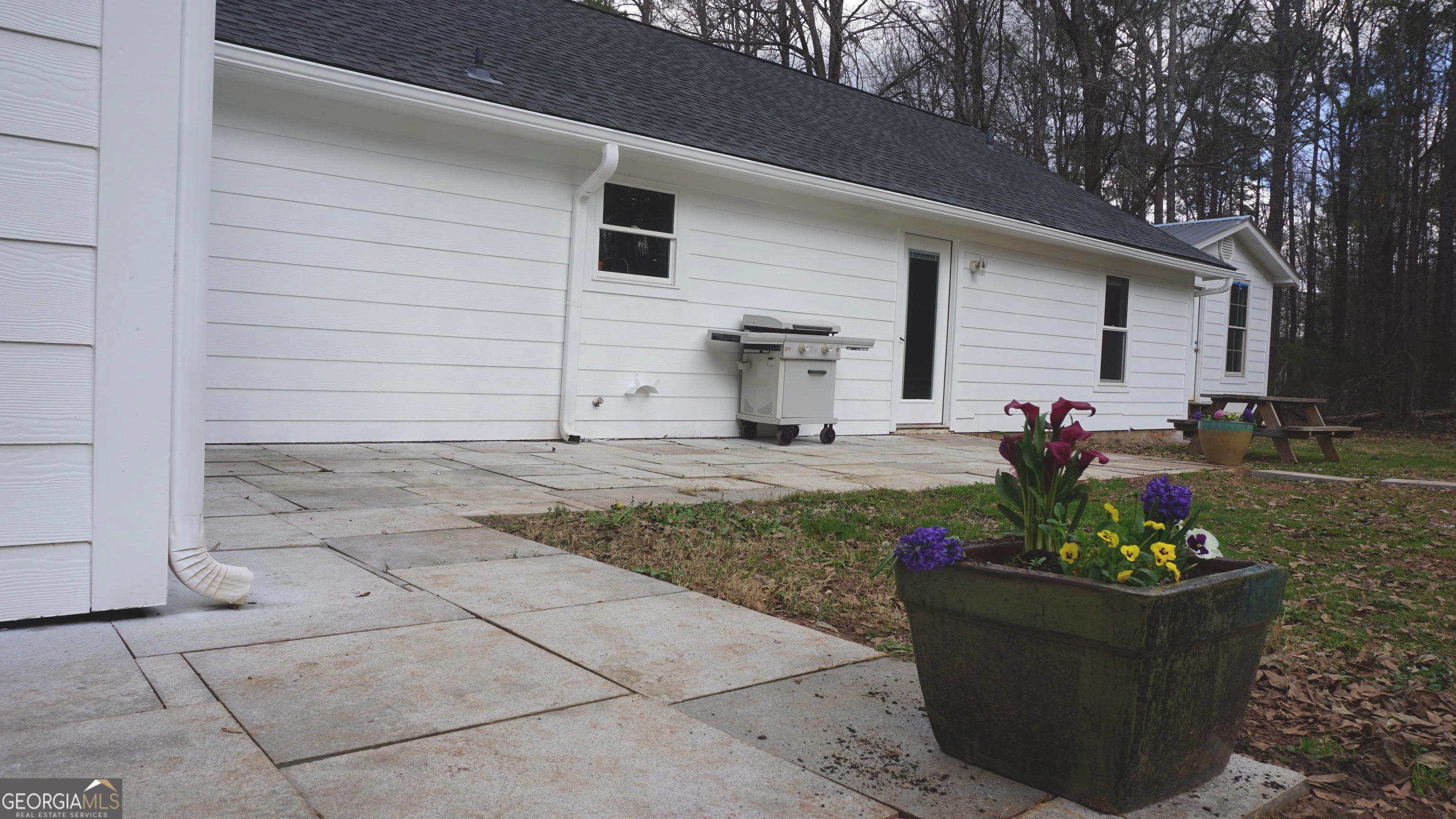 135 Dixie Lane Covington GA 30014