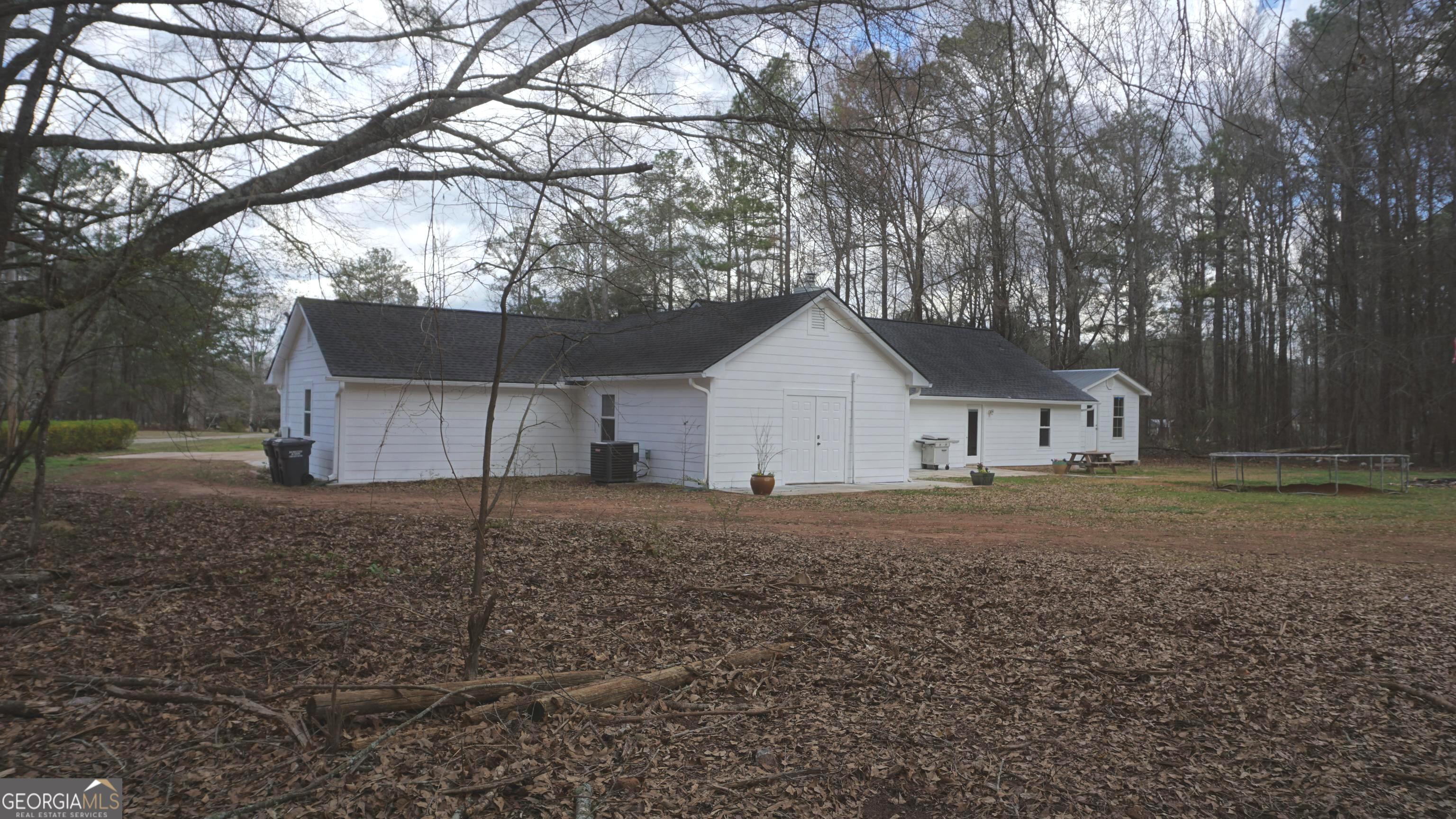 135 Dixie Lane Covington GA 30014
