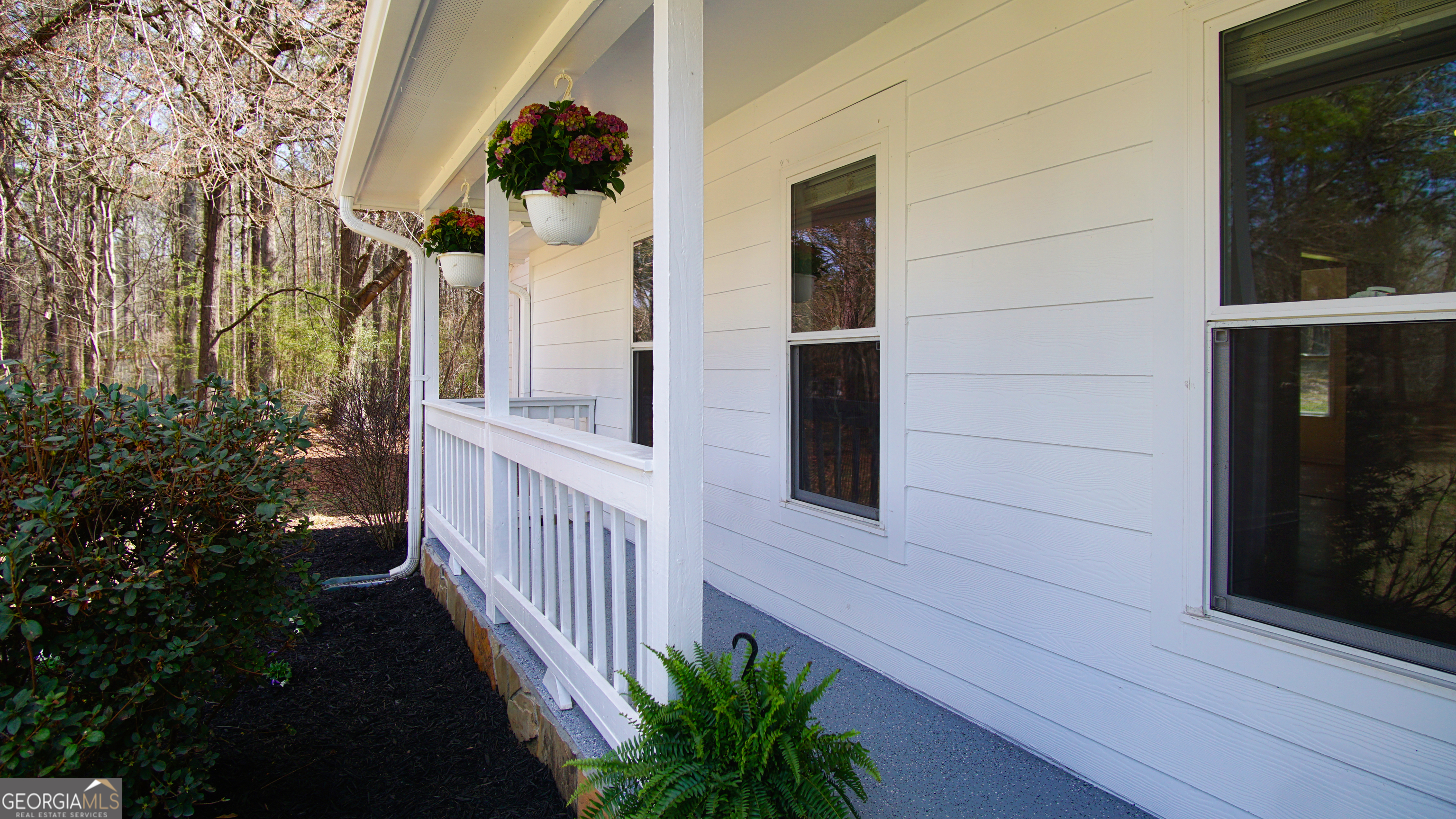 135 Dixie Lane Covington GA 30014