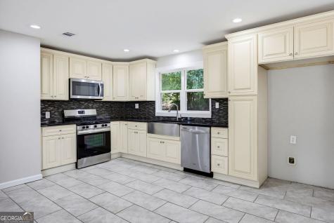 354 Pine Valley Road Powder Springs GA 30127