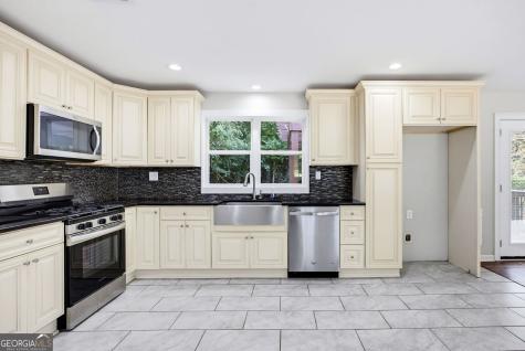 354 Pine Valley Road Powder Springs GA 30127