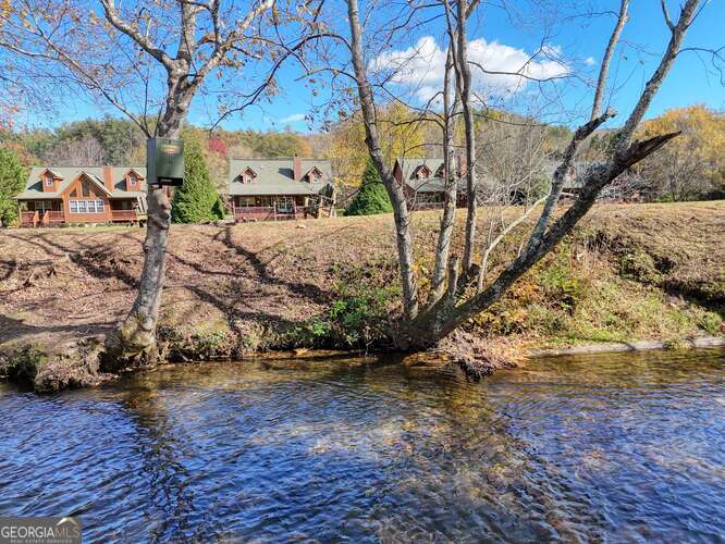 3558 Riverfront Lane Hiawassee GA 30546