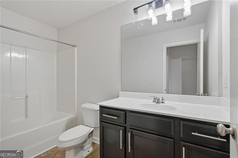 1697 Paxton Lane SW Lilburn GA 30047