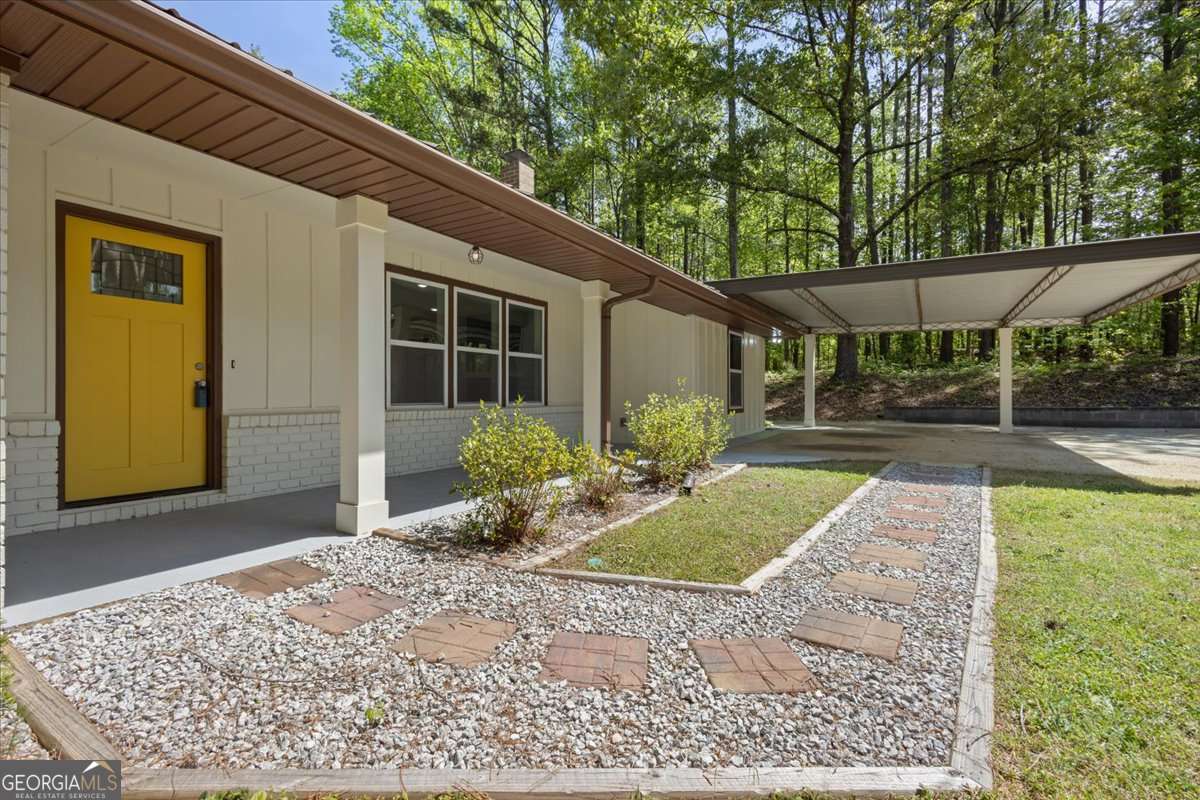 2013 Ridge Road Dallas GA 30157