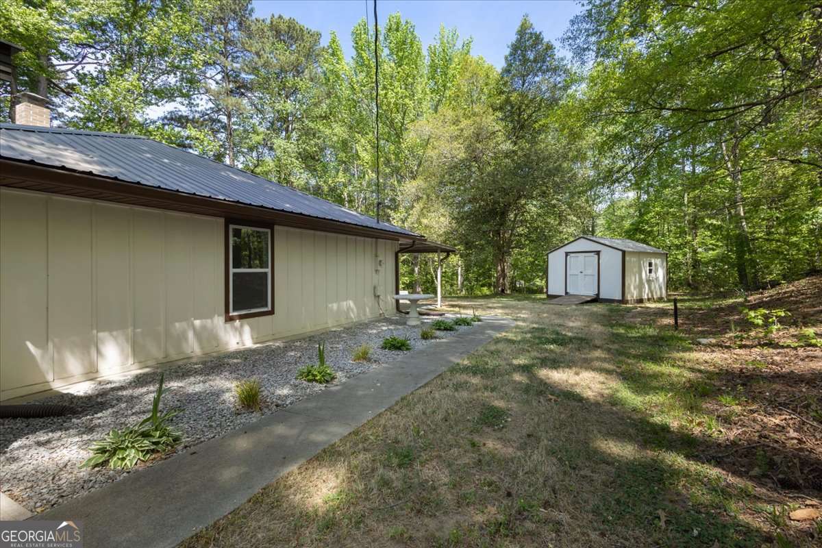2013 Ridge Road Dallas GA 30157