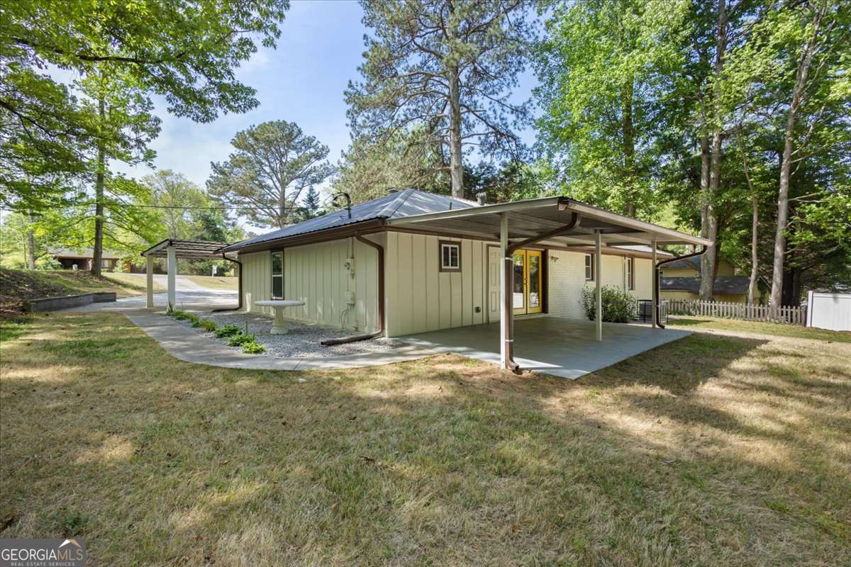 2013 Ridge Road Dallas GA 30157