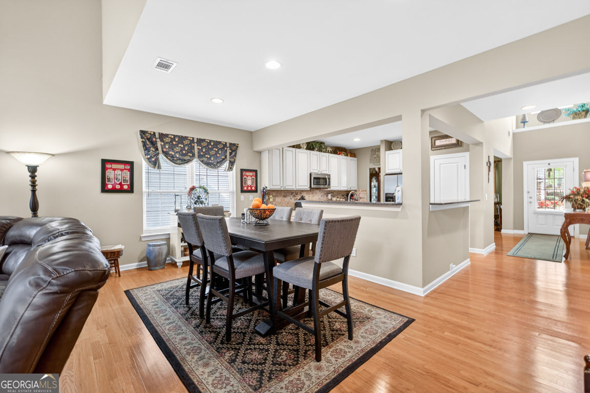 7916 Keepsake Lane Flowery Branch GA 30542