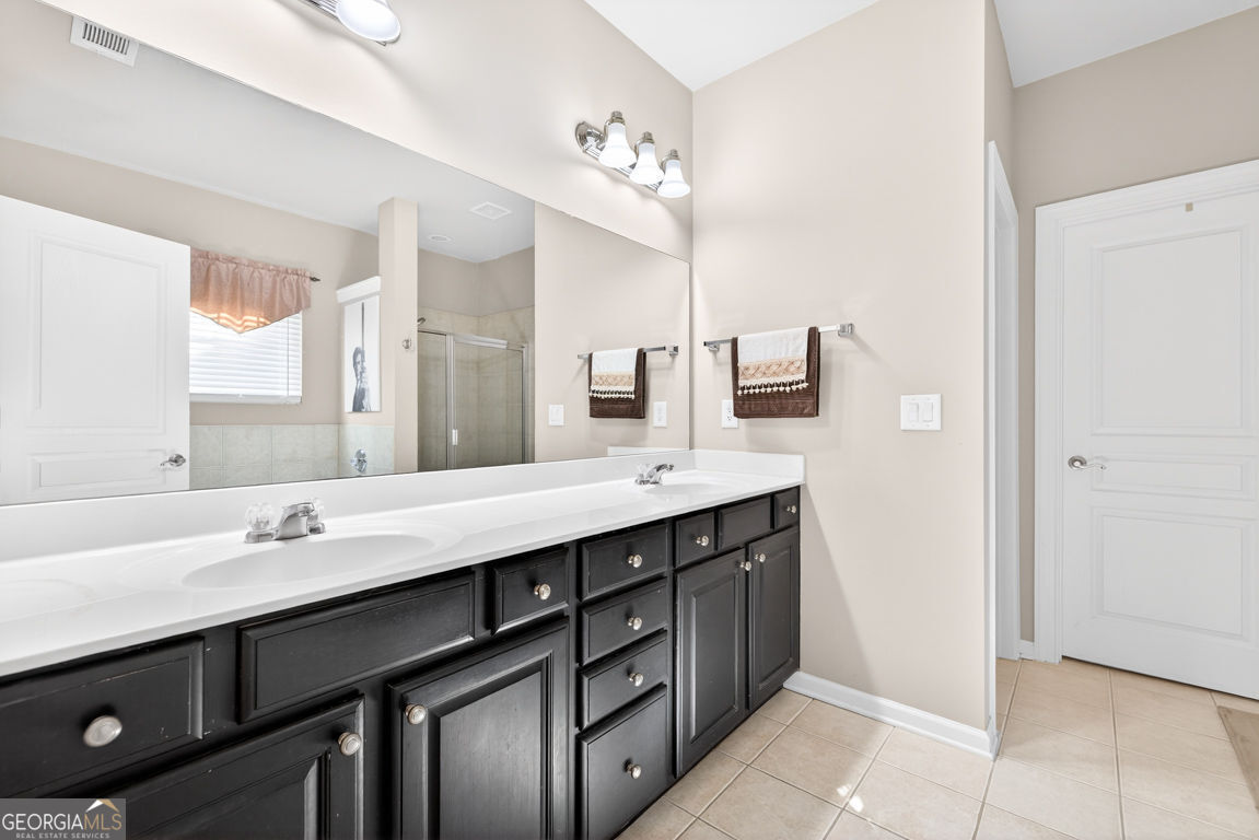 7916 Keepsake Lane Flowery Branch GA 30542