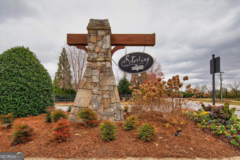 7916 Keepsake Lane Flowery Branch GA 30542