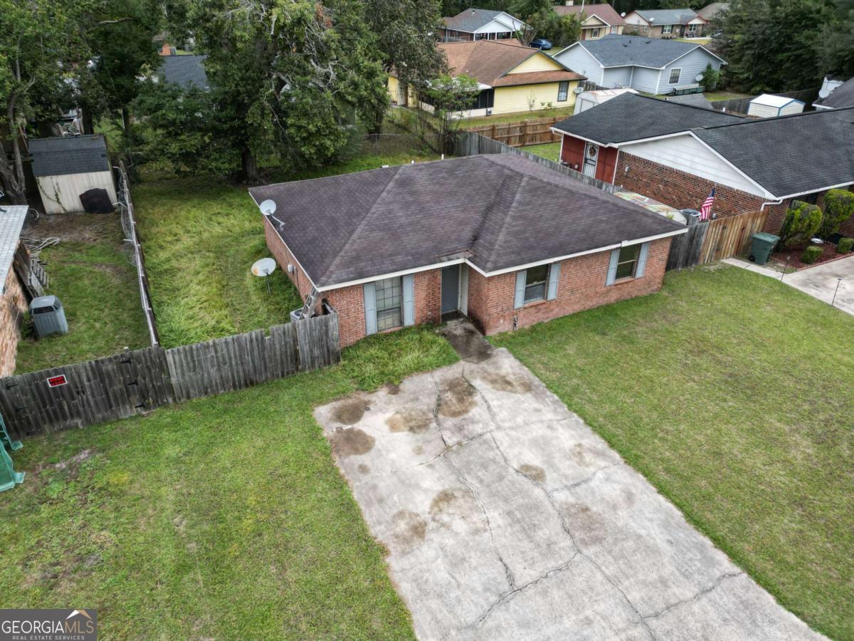 251 Garden Circle Hinesville GA 31313