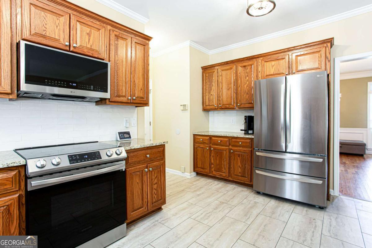 2055 Milfield Circle Snellville GA 30078