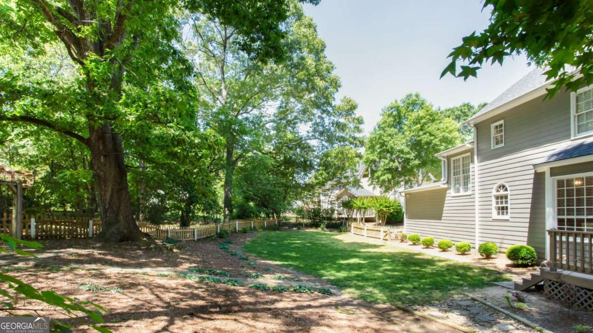 2055 Milfield Circle Snellville GA 30078