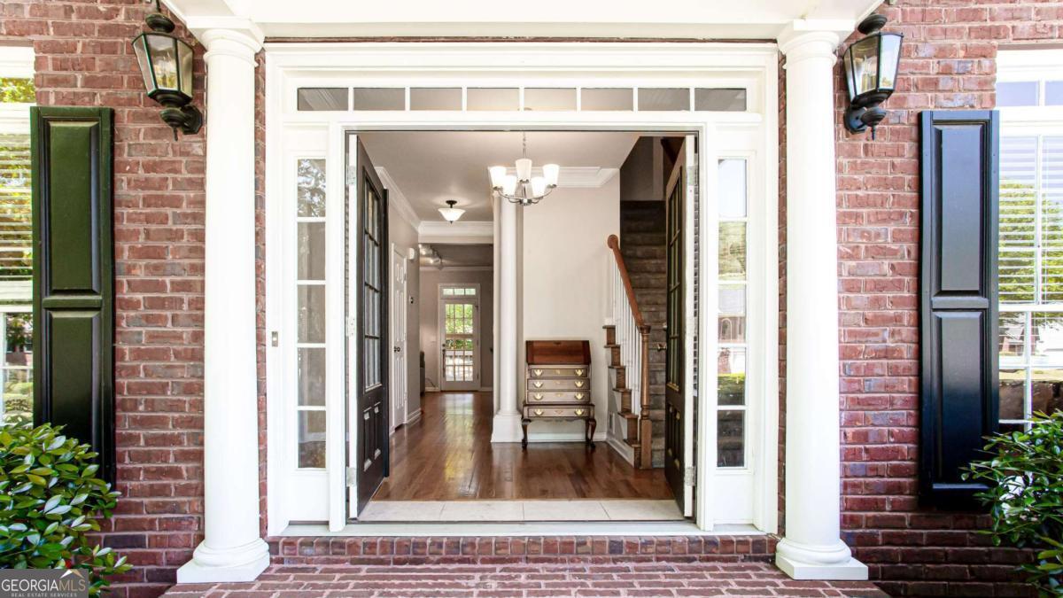 2055 Milfield Circle Snellville GA 30078