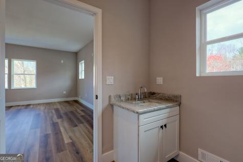 472 Hogsed Drive Hayesville NC 28904