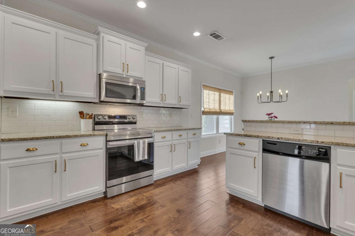 110 Sparrows Cove Fayetteville GA 30215