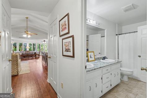 922 Burton Mountain Road Clarkesville GA 30523