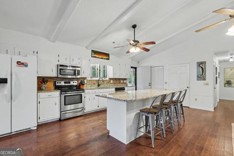 922 Burton Mountain Road Clarkesville GA 30523