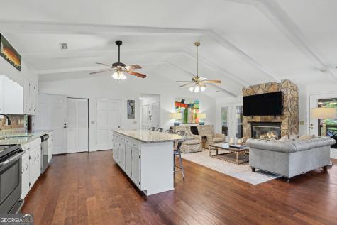 922 Burton Mountain Road Clarkesville GA 30523