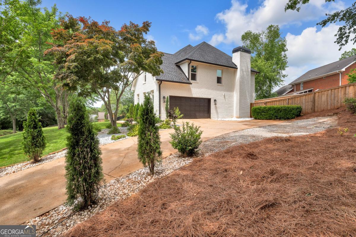 4221 Willow Oak Drive Gainesville GA 30506