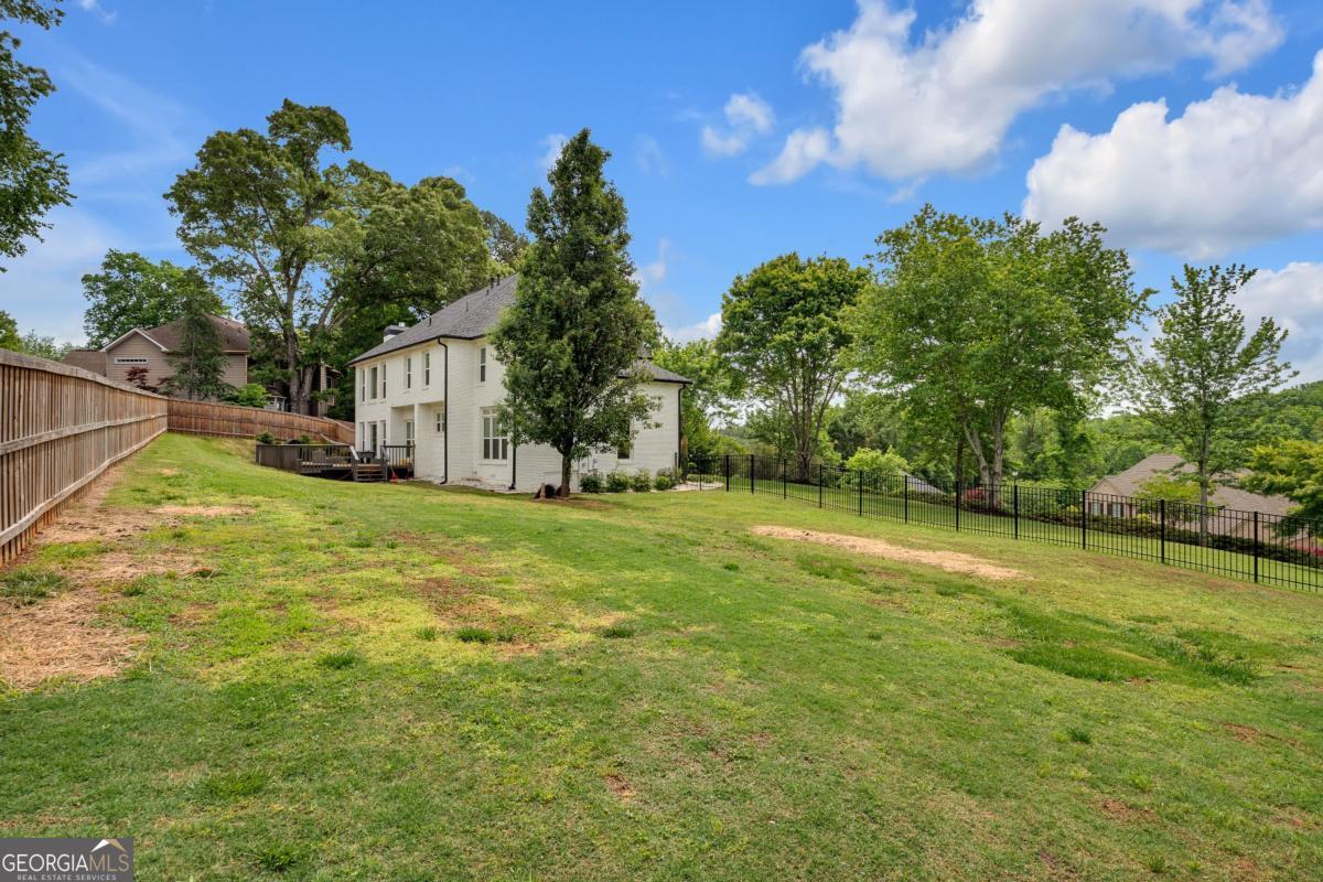 4221 Willow Oak Drive Gainesville GA 30506