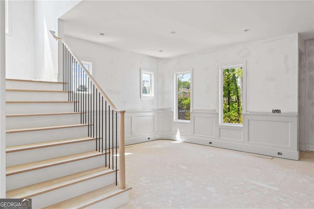 10910 Woodstock Road Roswell GA 30075