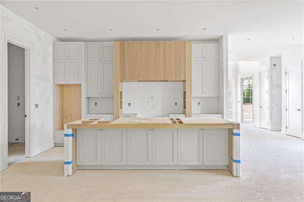 10910 Woodstock Road Roswell GA 30075