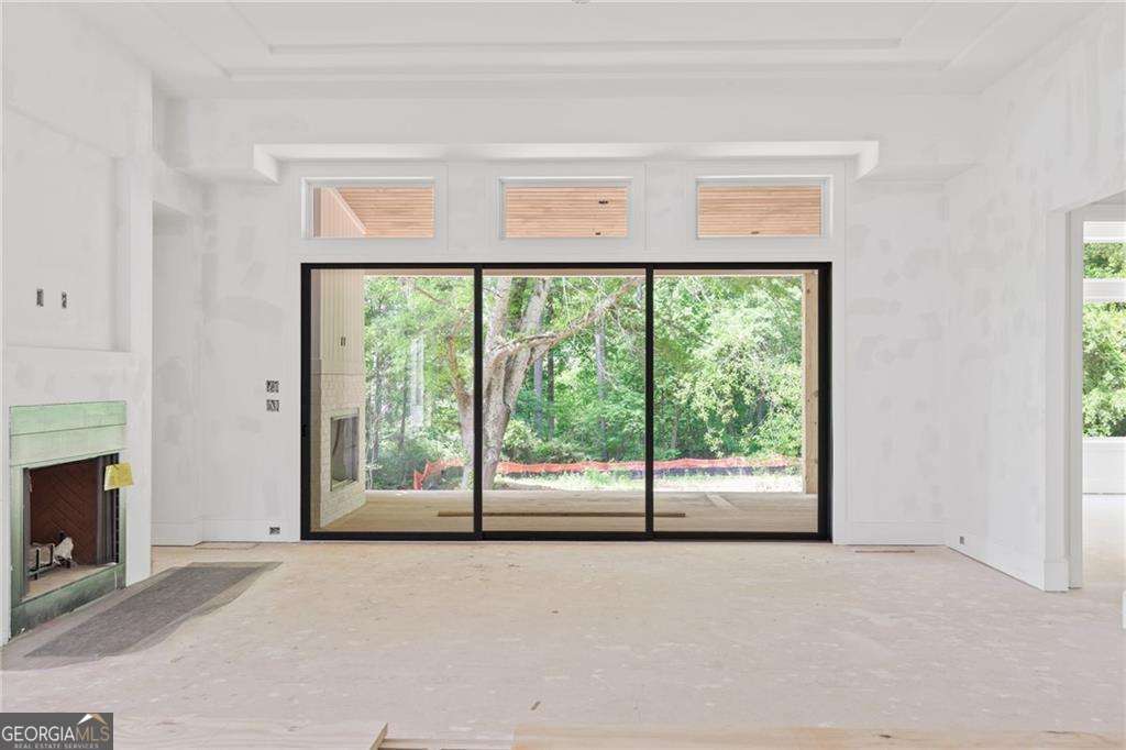 10910 Woodstock Road Roswell GA 30075