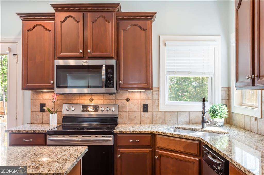 812 Brown Thrasher Way Bremen GA 30110