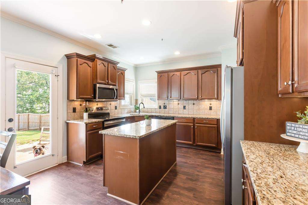 812 Brown Thrasher Way Bremen GA 30110