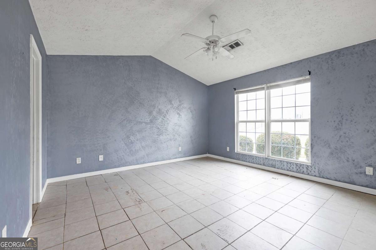 1050 Longview Trail Griffin GA 30223