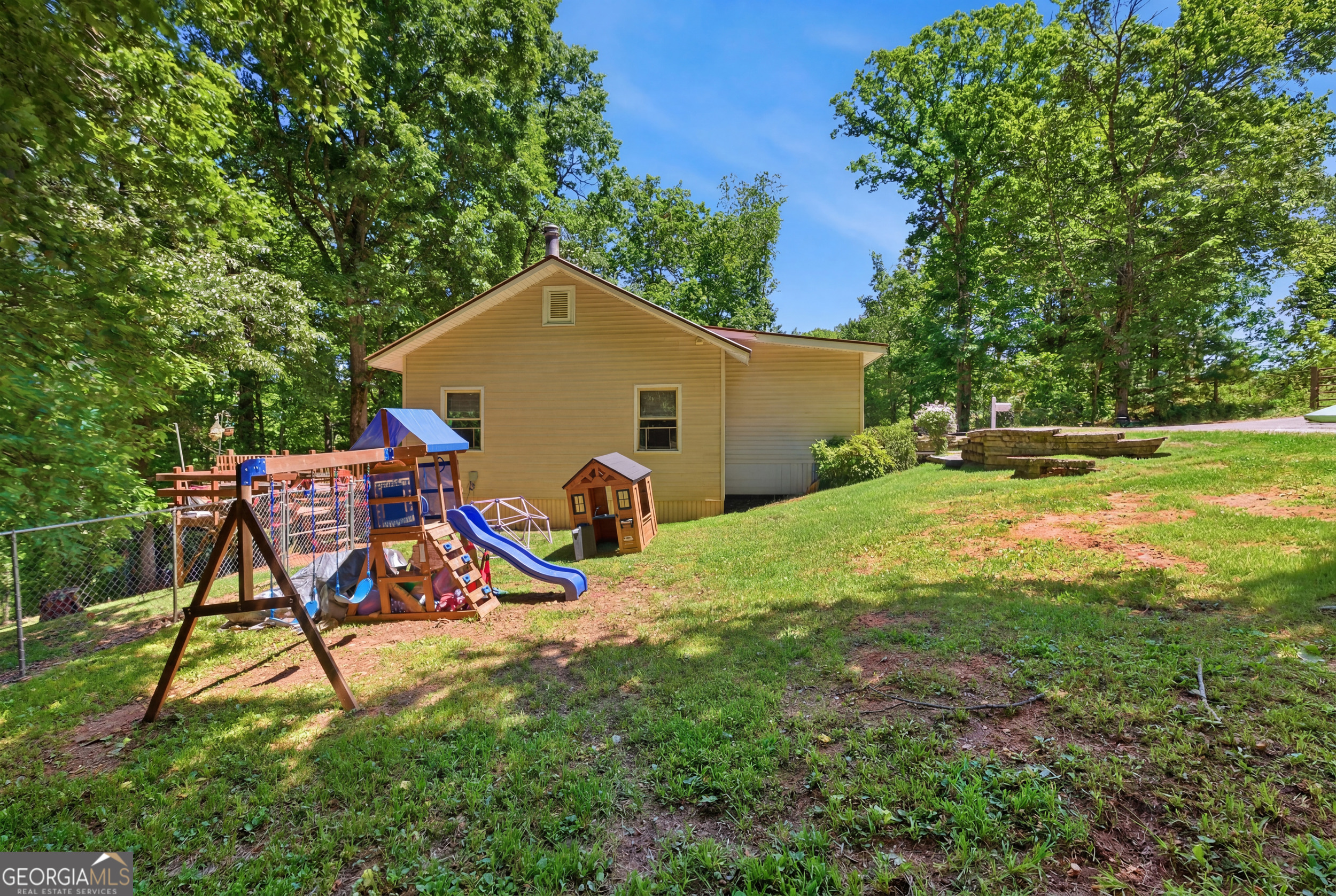 313 Pratten Drive Cleveland GA 30528